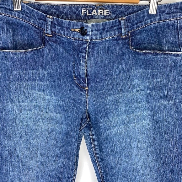New York & Company Low Rise Skinny Flare Denim Blue Jeans size 8 EUC - Picture 2 of 6